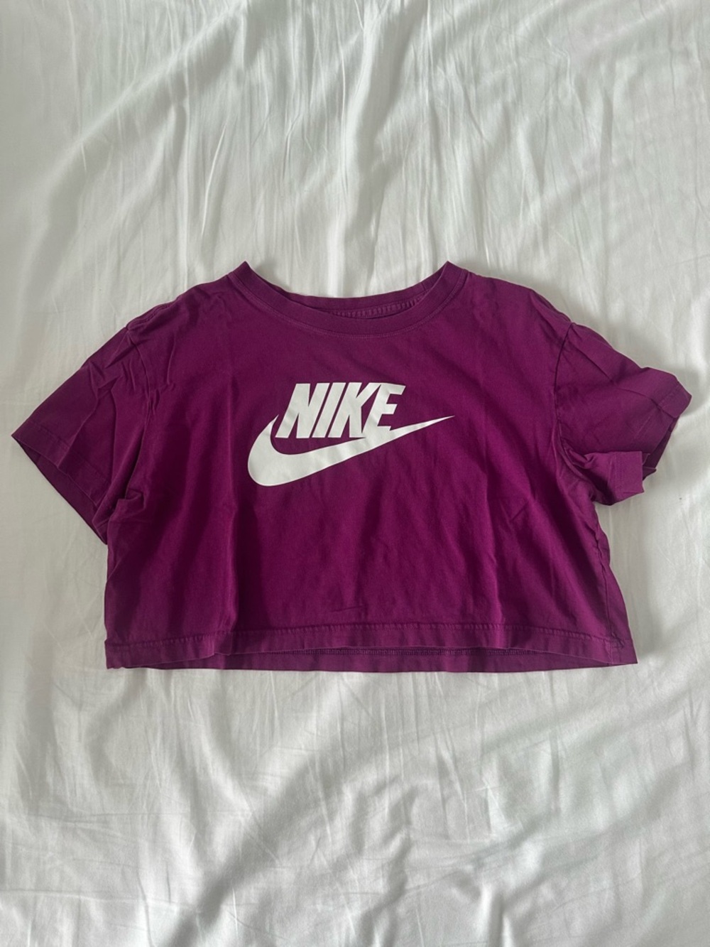 Nike Essential Cropped Tshirt